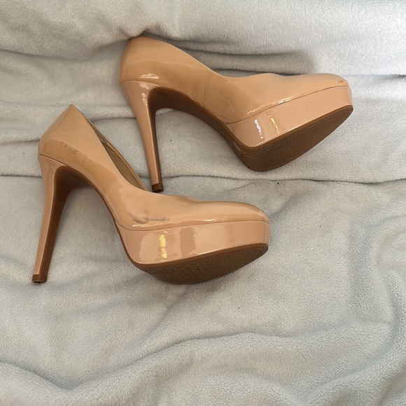 Pink Gianni Bini heals. - Picture 8 of 8